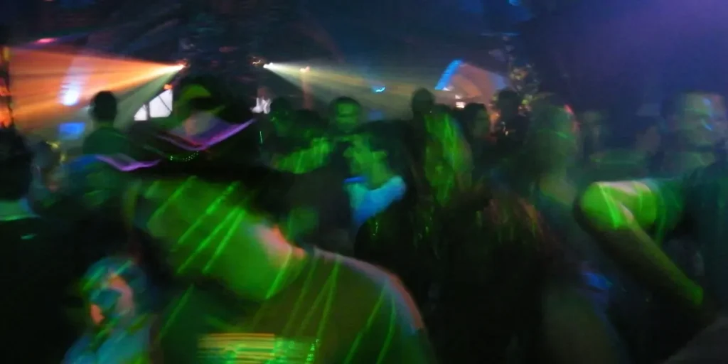 A Guide to Unforgettable Clubbing Experiences